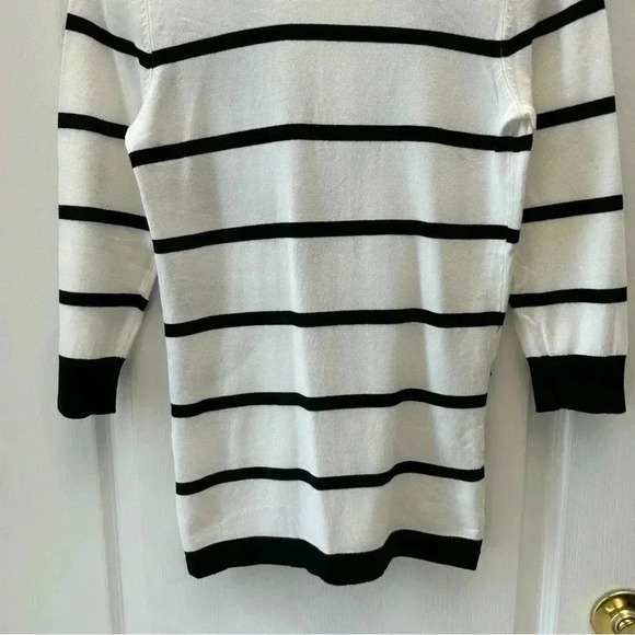 Ricki’s Wrap Front Sweater Deep V Neckline Thin Knit Black & White Stripes XS - Picture 9 of 16
